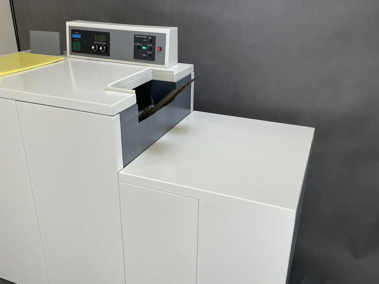 Continental produkcióhoz készített kellék – 23. kép