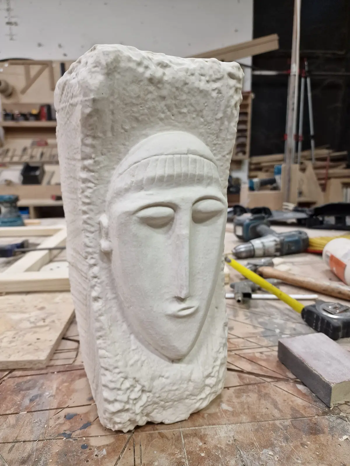 Modigliani produkció díszlete