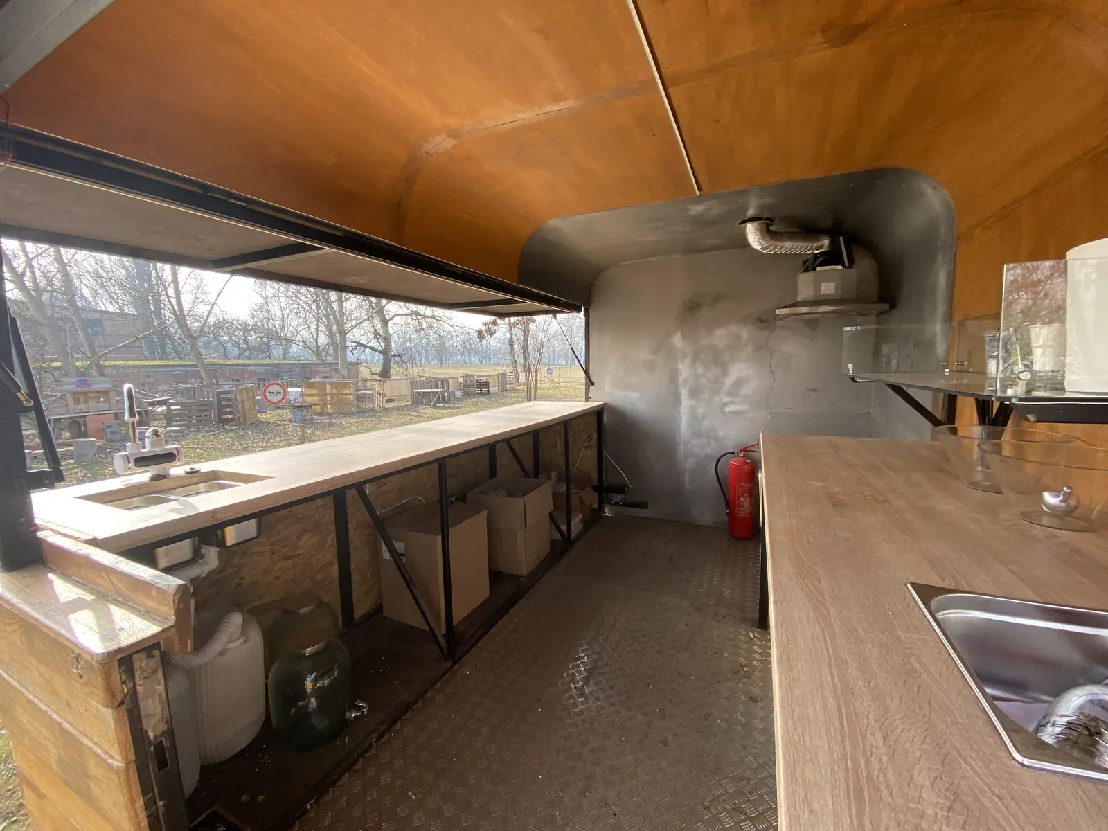 Egyedi pizza food truck – 2. kép